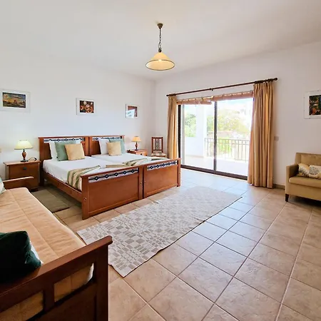Ninho Do Mocho Villa